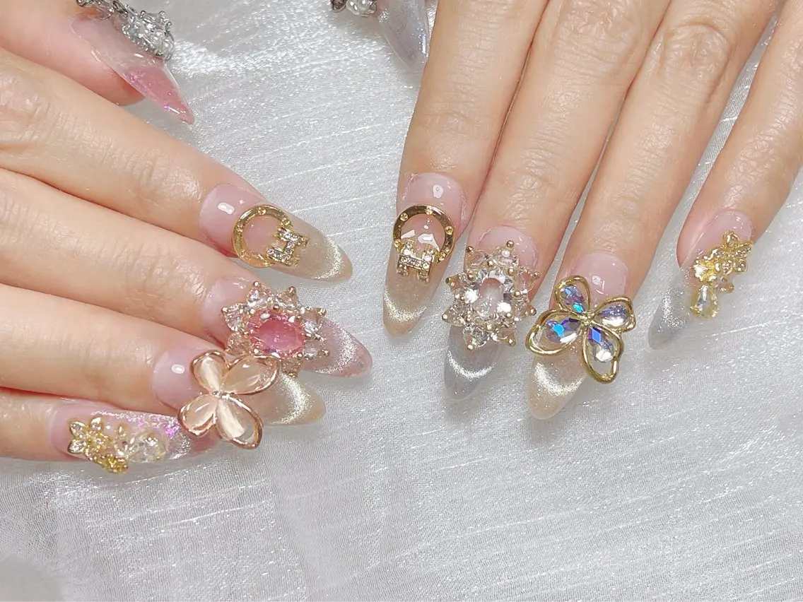 ネイル ハンドネイル 🎀ネイルサロン エクラYUI🎀のネイルデザイン
