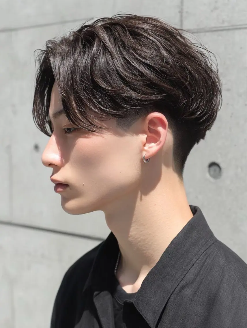 ショート パーマ メンズ カット パーマ 朝田 拓実のヘアスタイル
