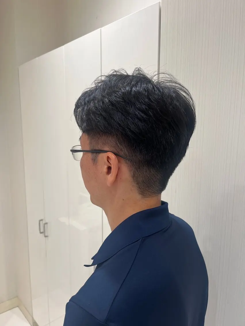 メンズ マッシュ 刈り上げ 🩰透明感艶カラー /YUUKA🩰のヘアスタイル