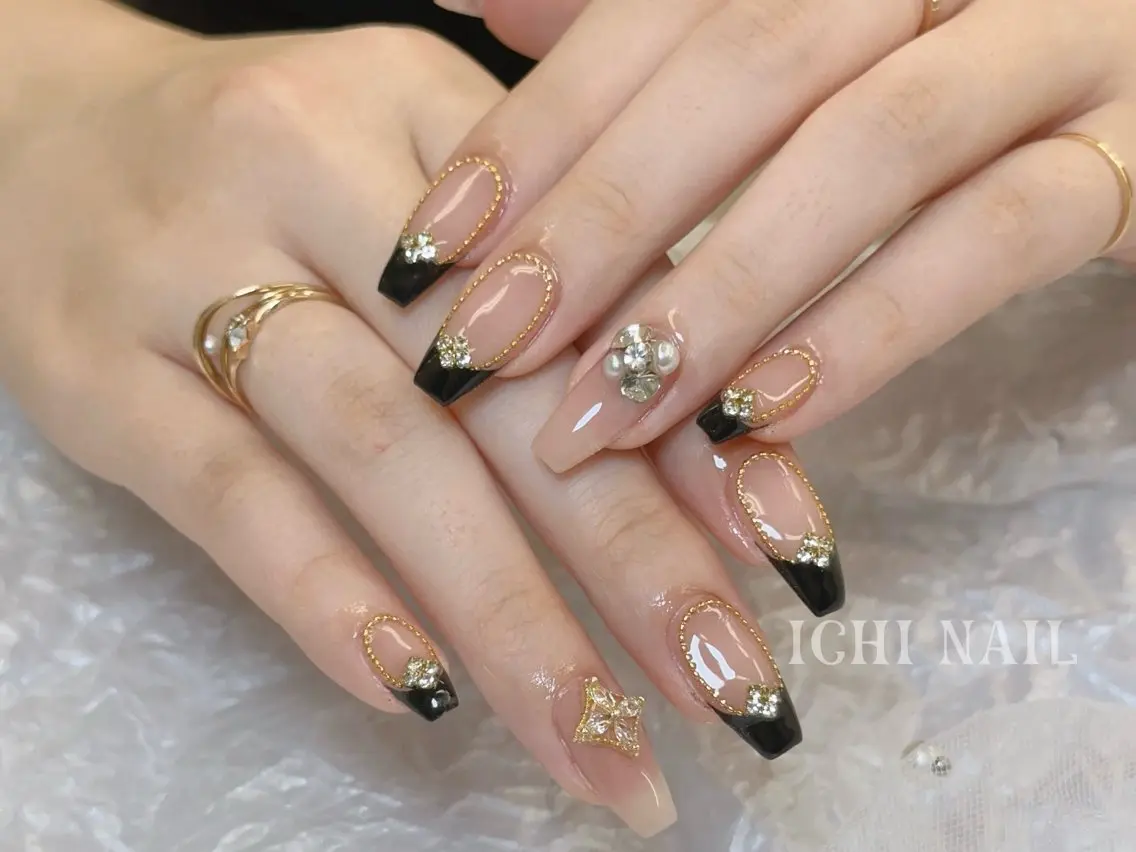 ネイル ハンドネイル 🧚🏻‍♀️ NOHA🎀のネイルデザイン