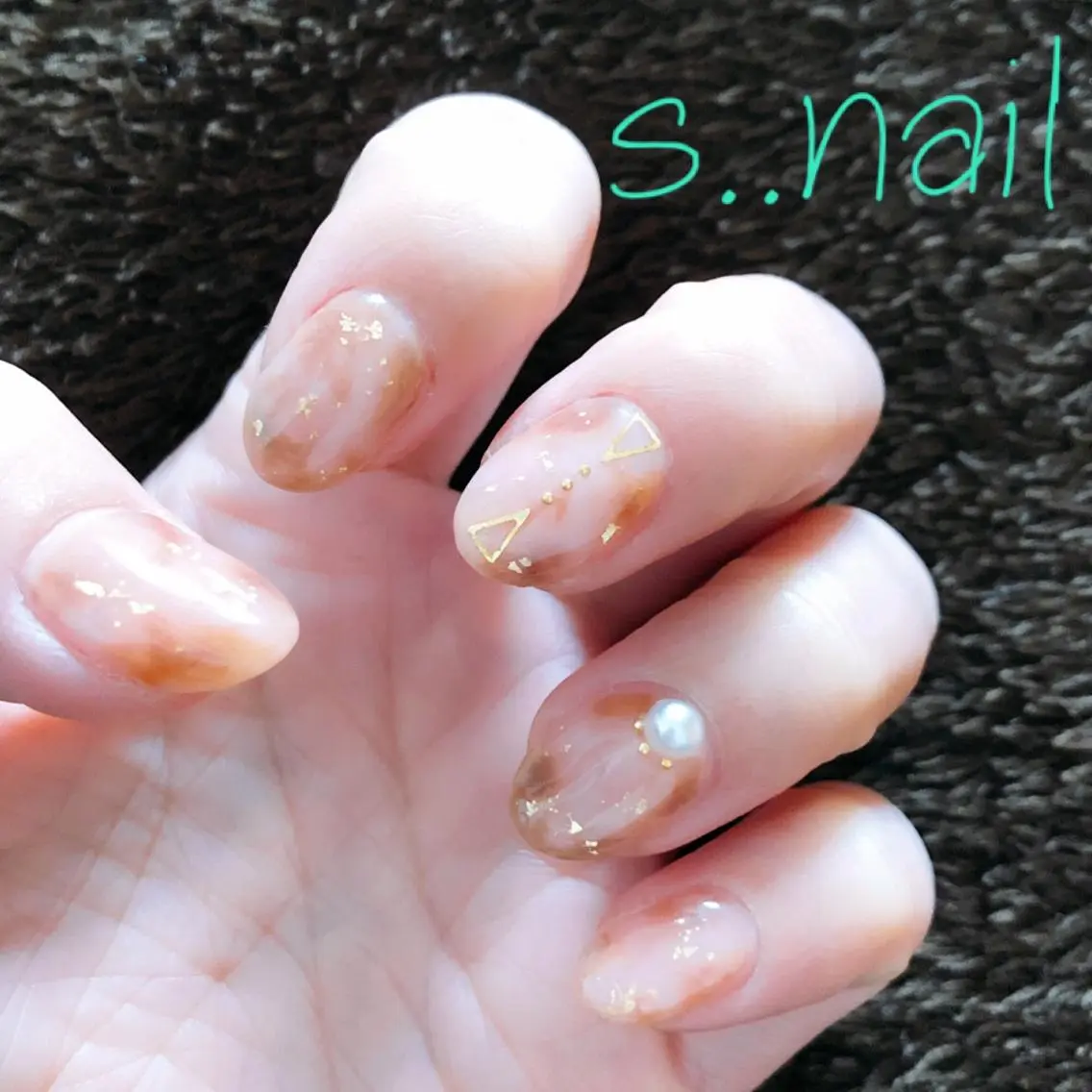 ネイル べっ甲ネイル ピンク ハンドネイル フットネイル s..nail / MORITAのネイルデザイン
