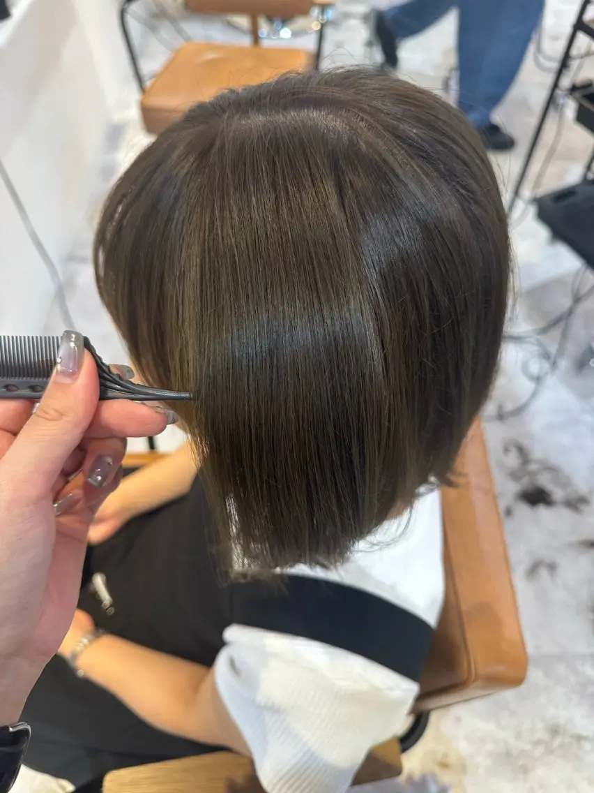 ミディアム カラー 赤み無し柔らかカラー 【梅田】madokaのヘアスタイル