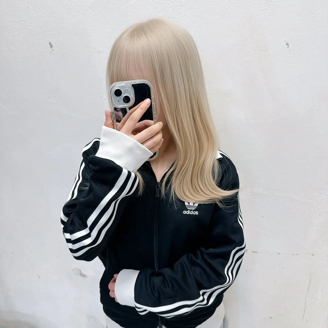 セミロング カラー ブリーチ ブロンド ケアブリーチ 透明感カラー ハイトーンカラー ヘアカラー トリートメント ブリーチの神 KYONのその他イメージ
