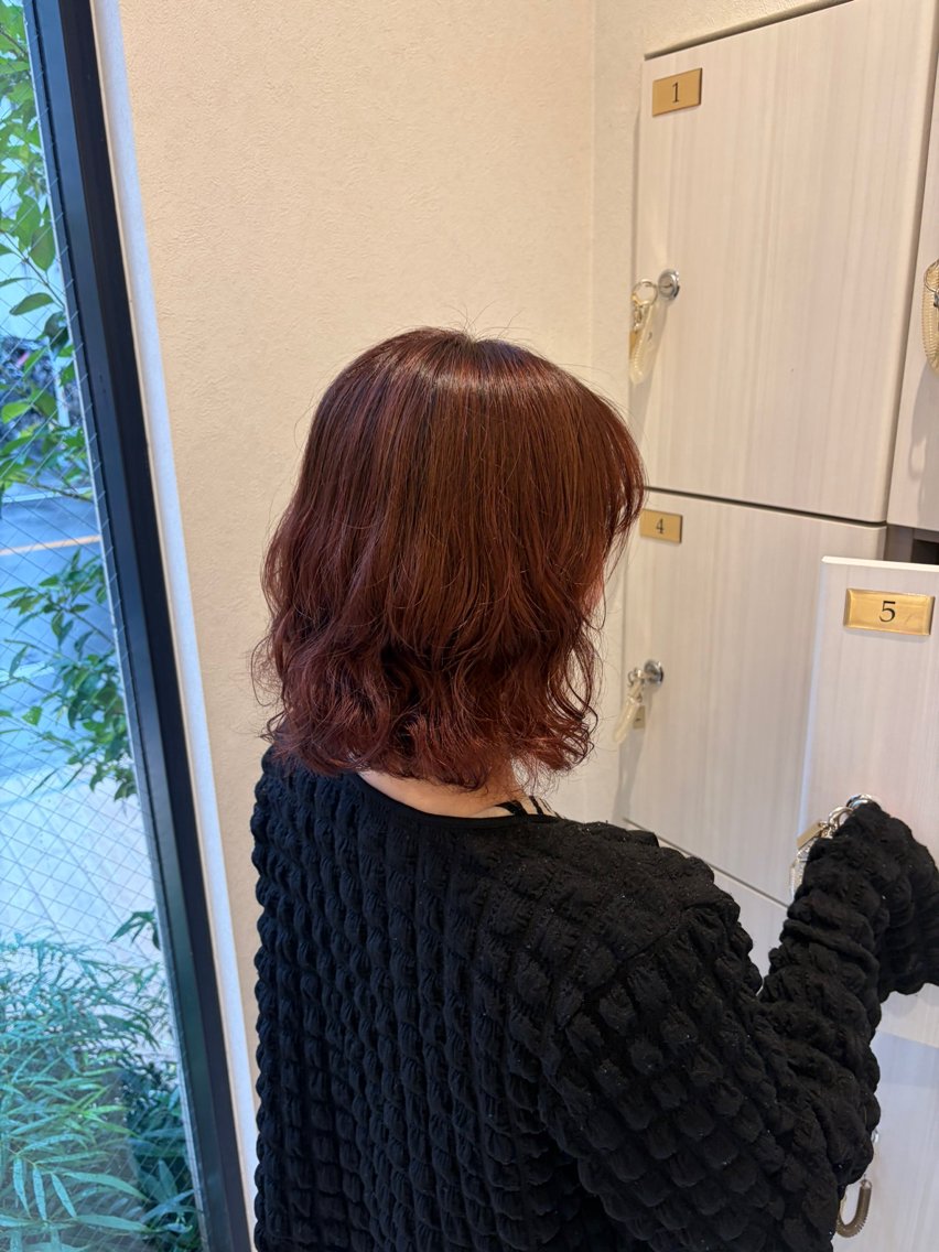 ミディアム カラー パーマ ミディアムパーマ ブリーチ ブラウンカラー カシス ブリーチなしカラー カット パーマ トリートメント VISAGE dio /みゆのヘアスタイル