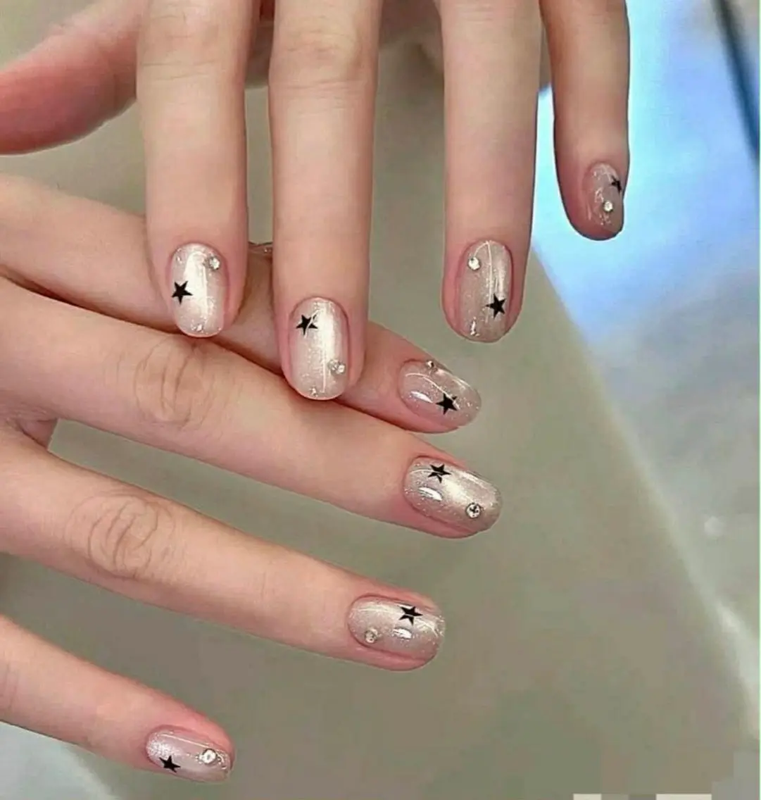 ネイル オーロラネイル ブルー チークネイル フットネイル フレンチネイル ハンドネイル GIN NAILのネイルデザイン