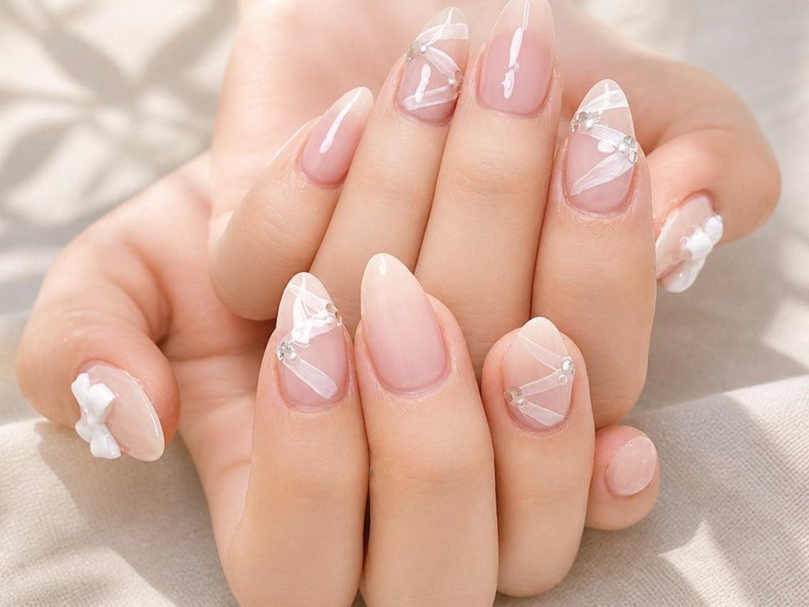 ネイル リボン ハンドネイル Lili Nail Studio西荻窪店のネイルデザイン