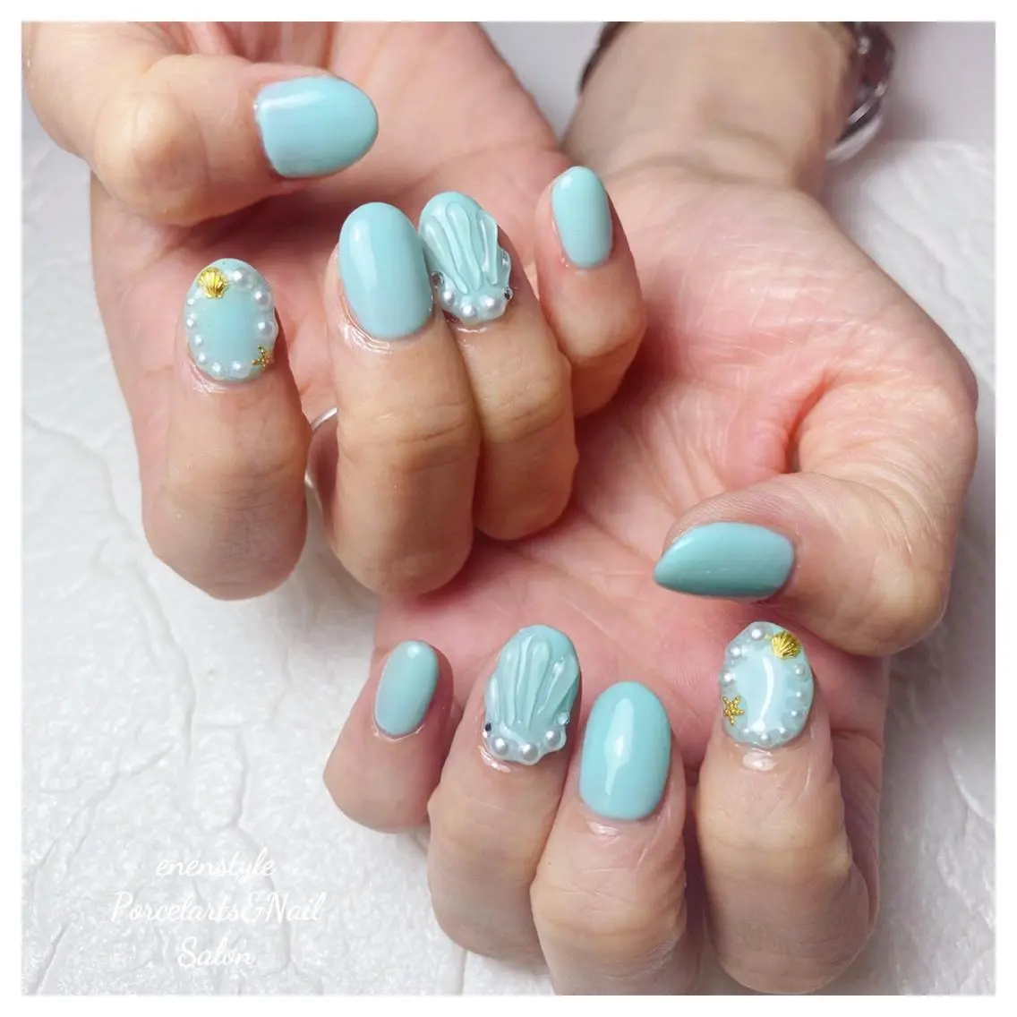 ミディアム ネイル 🐾enen style 🐾のネイルデザイン