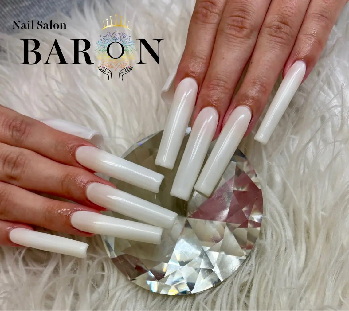 ネイル ハンドネイル BARON MIUのネイルデザイン