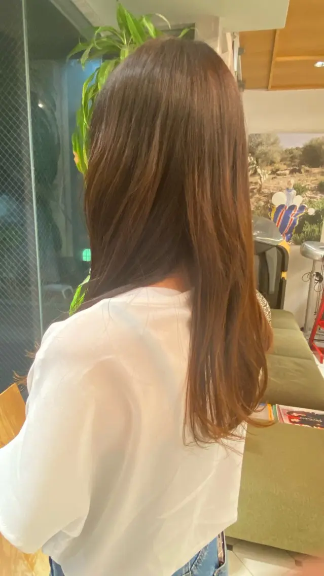 ロング カラー 谷 花音のヘアスタイル