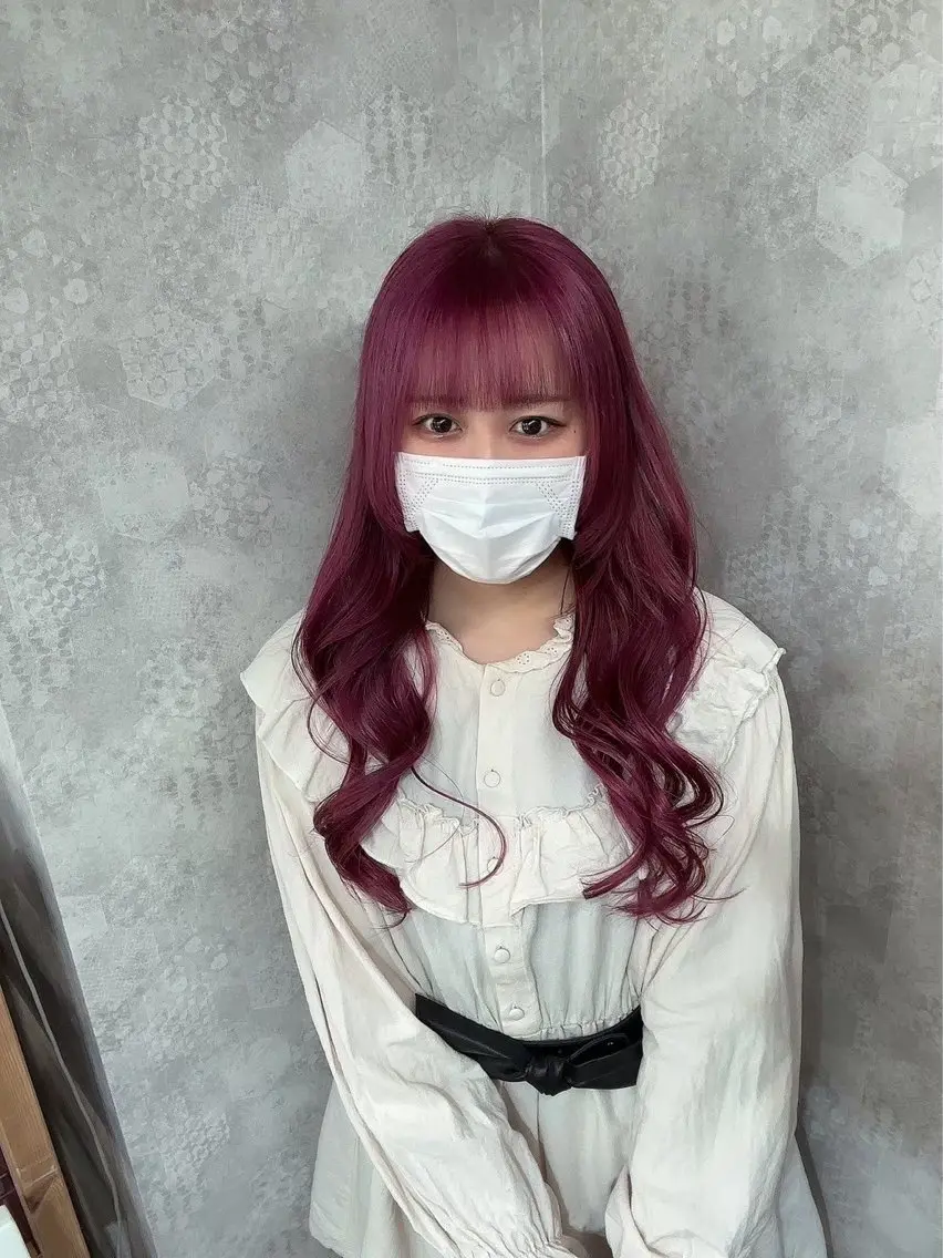セミロング カラー アッシュ アッシュグレー ベージュカラー ブリーチ ブロンド カット ヘアカラー トリートメント 【ときめき屋さん🎀 ハイトーン大和🎀】のヘアスタイル