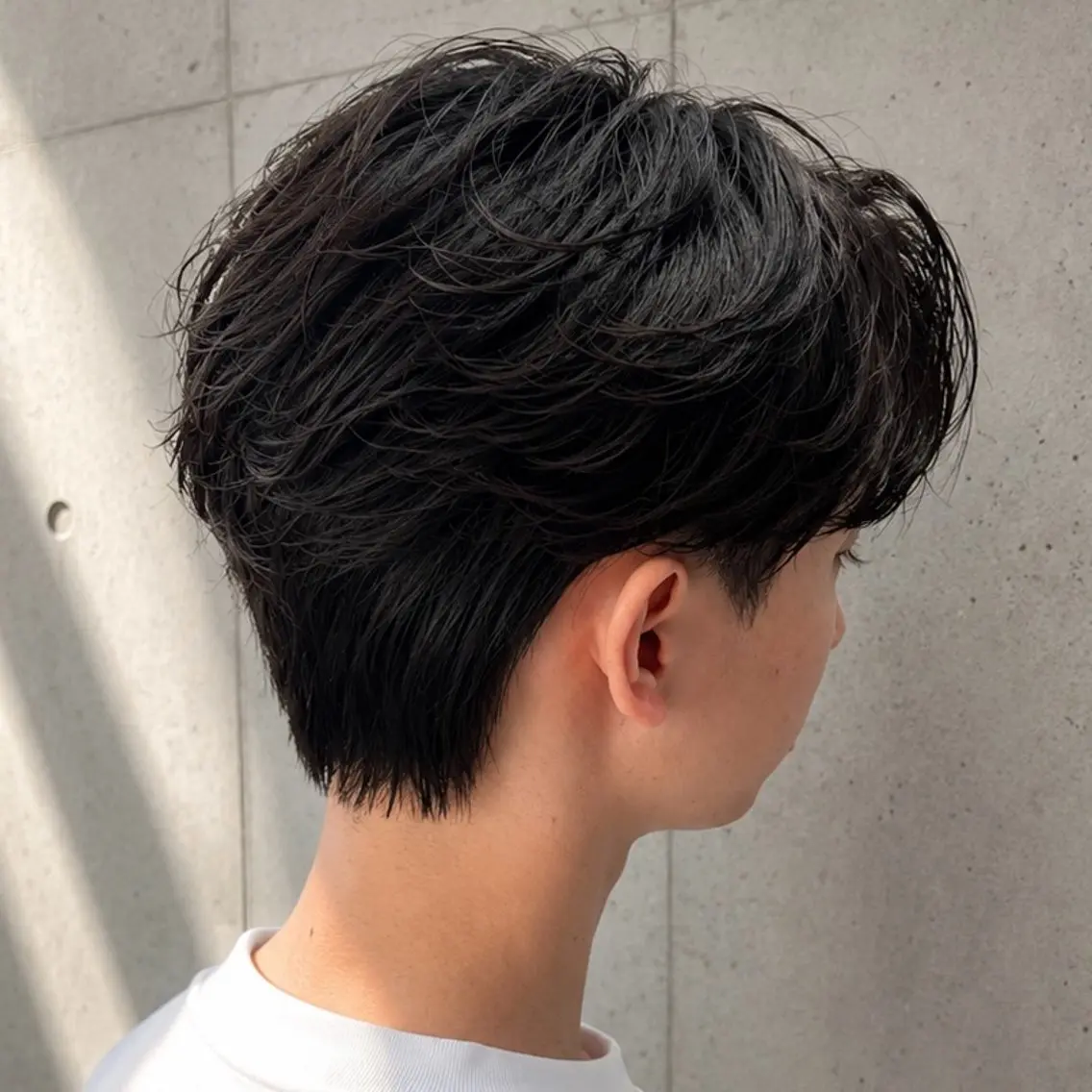 ショート メンズ メンズパーマ センターパート/ニ ュアンスパーマのヘアスタイル