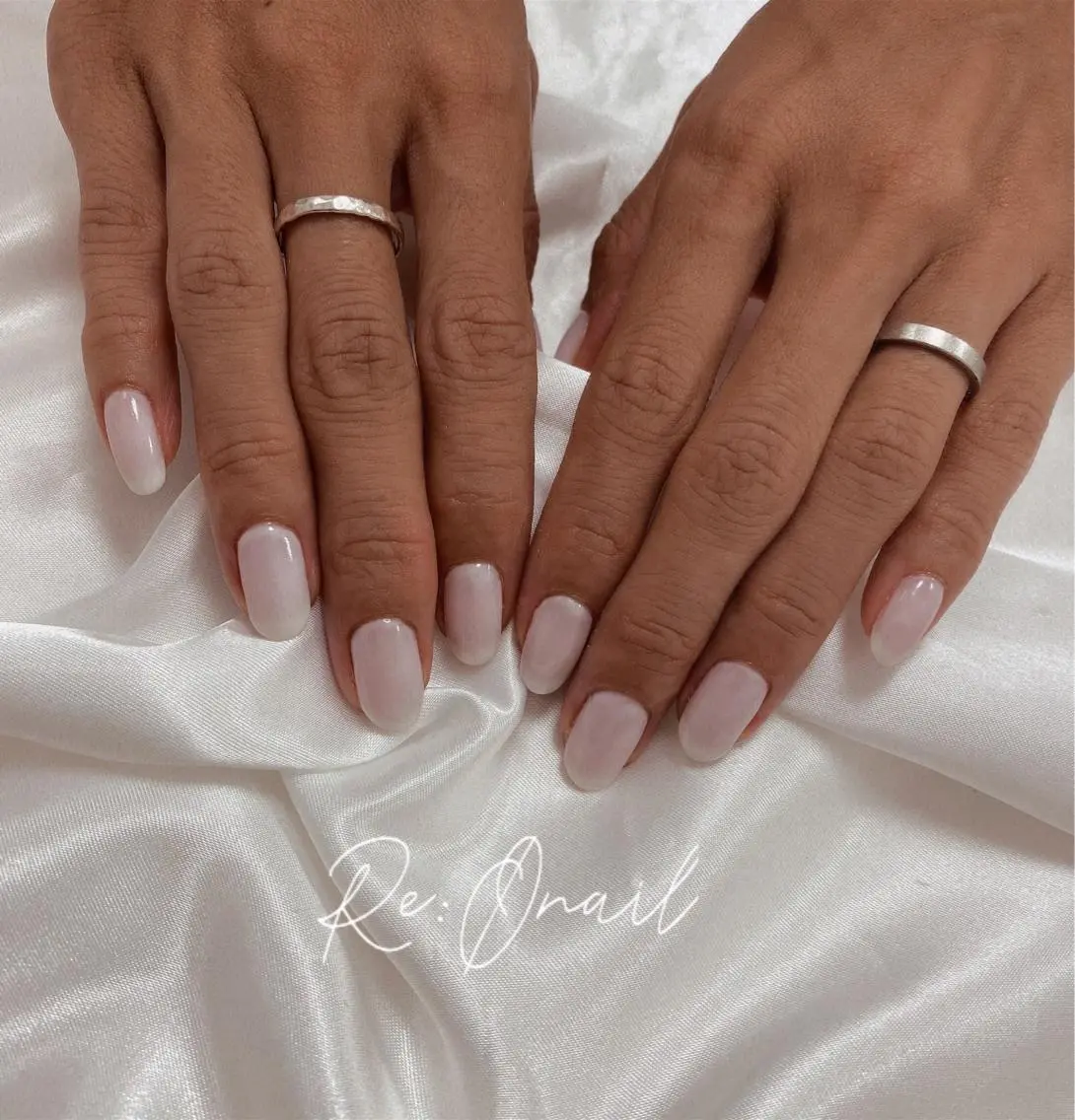 ネイル ホワイト ハンドネイル Re:Ø nail 🩵TSUJIのネイルデザイン