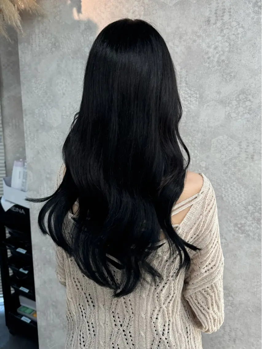 セミロング カラー ヘアアレンジ カット ヘアカラー トリートメント 韓国レイヤーカット/ 儚げカラーチナツのヘアスタイル