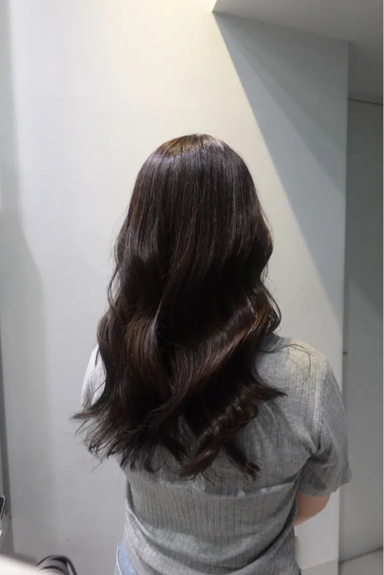 ロング 油井 緋織のヘアスタイル
