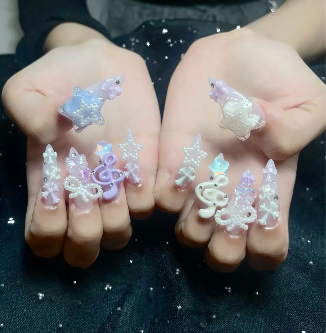 ネイル 韓国ネイル マグネットネイル 持ち込み ニュアンスネイル シンプルネイル ハンドネイル Huyn Nail Shinjyukuのネイルデザイン