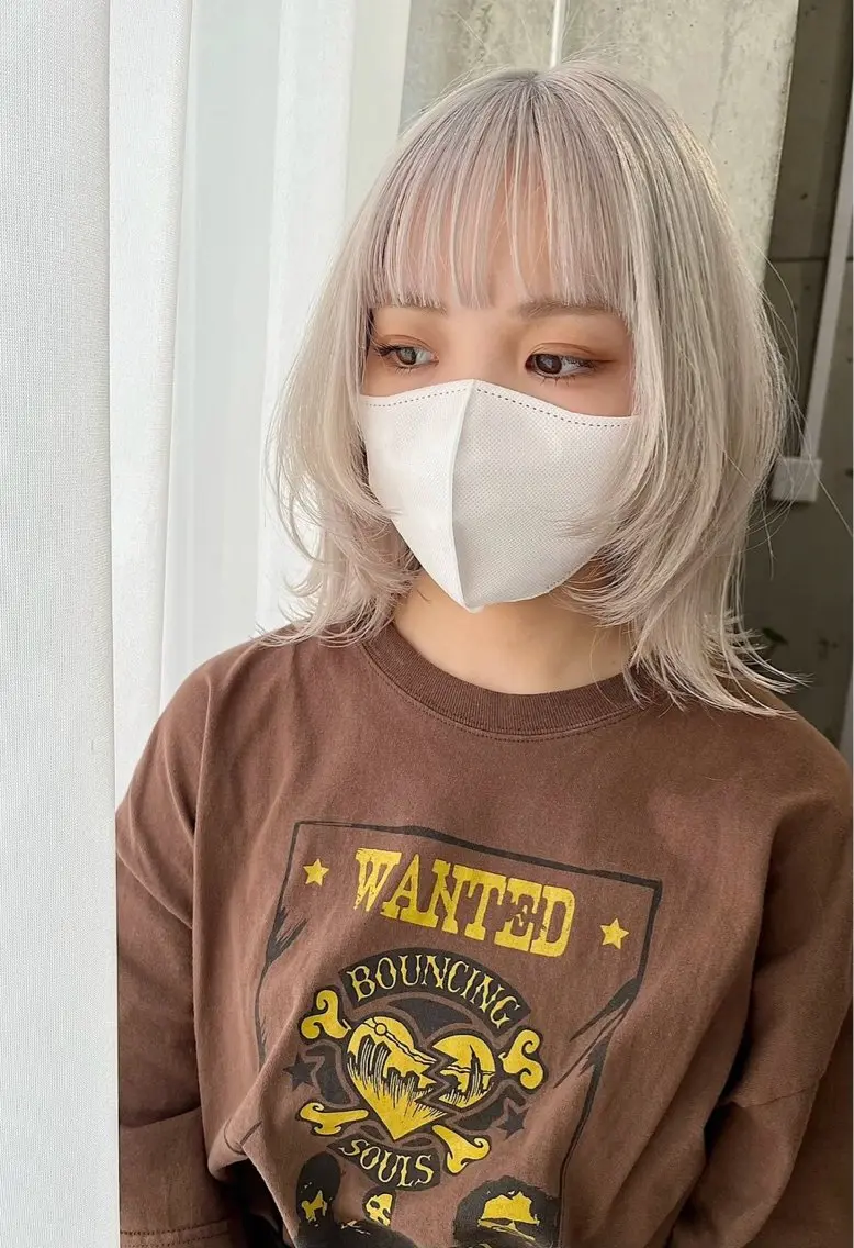 ミディアム カラー ヘアアレンジ ミディアムパーマ ブリーチ ブロンド ケアブリーチ ダブルカラー ヘアカラー トリートメント lani ブリーチ /ダブルカラーのヘアスタイル