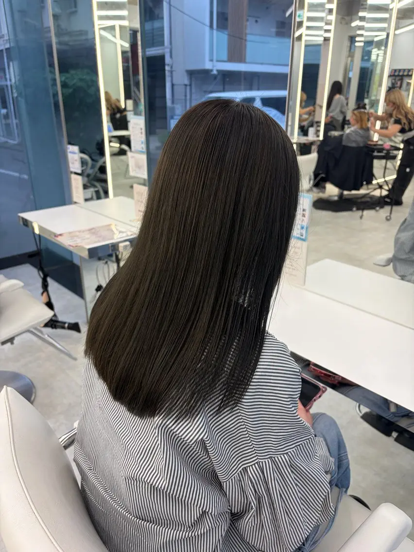 セミロング カット 🤍透明感カラー🪽 Ruka🎀のヘアスタイル