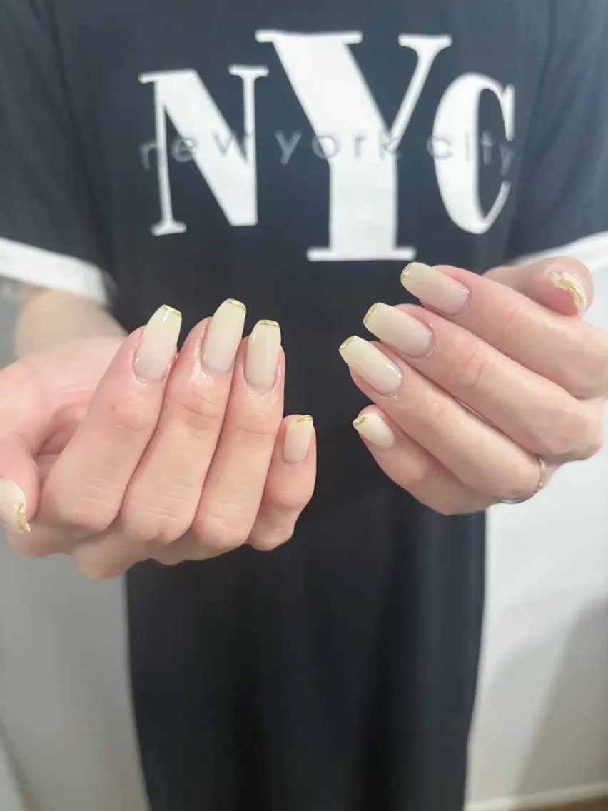 ネイル ミラーネイル nailsalon kopeのネイルデザイン