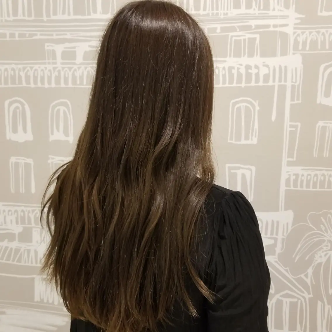 ロング カラー ベージュカラー 透明感カラー 英語ok sohee ソヒ 305号室のヘアスタイル