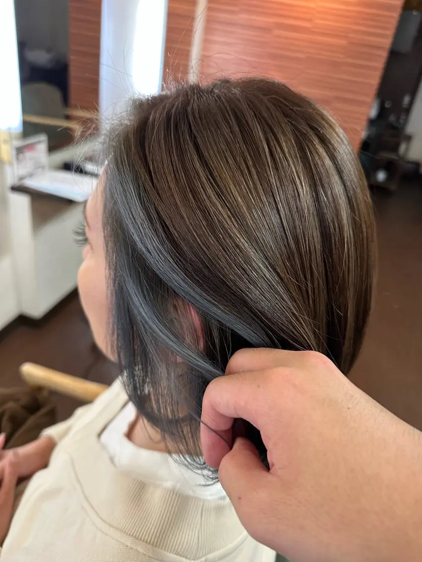 ショート カラー ミストバング ブルーカラー  フェイスフレーミング グレージュ ハイライトカラー カット ヘアカラー トリートメント 💜推しインナー カラー/菊池柊真💜のヘアスタイル