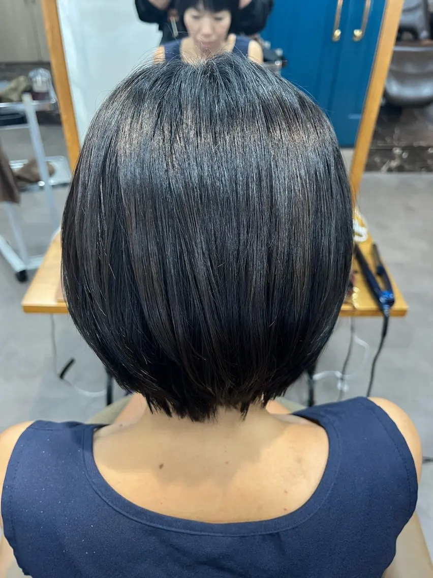 ショート カット 縮毛矯正🌟カラー╱ ╱いいじまのヘアスタイル
