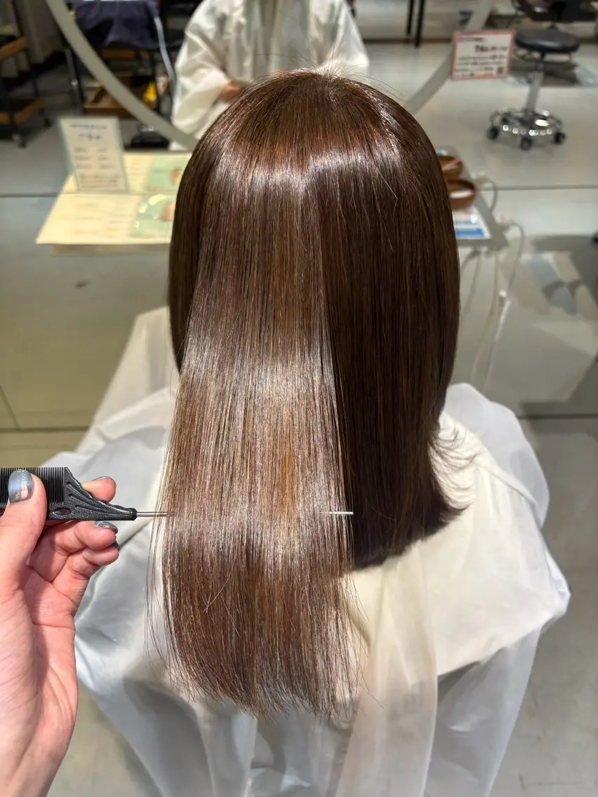 ロング 縮毛矯正 トモナ 🍀のヘアスタイル