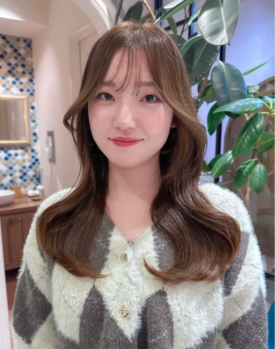 ミディアム カット ヘアカラー トリートメント レイヤー🇰🇷小顔 見せ顔周り💕トモミのヘアスタイル