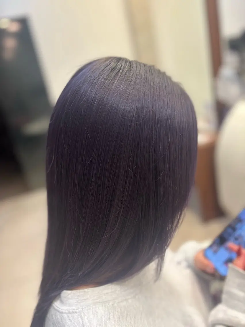 ロング ヘアカラー 中村 梨央奈のヘアスタイル