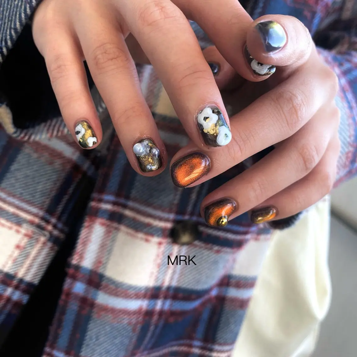 ネイル マグネットネイル ミラーネイル 持ち込み ニュアンスネイル MARUKO nailのネイルデザイン