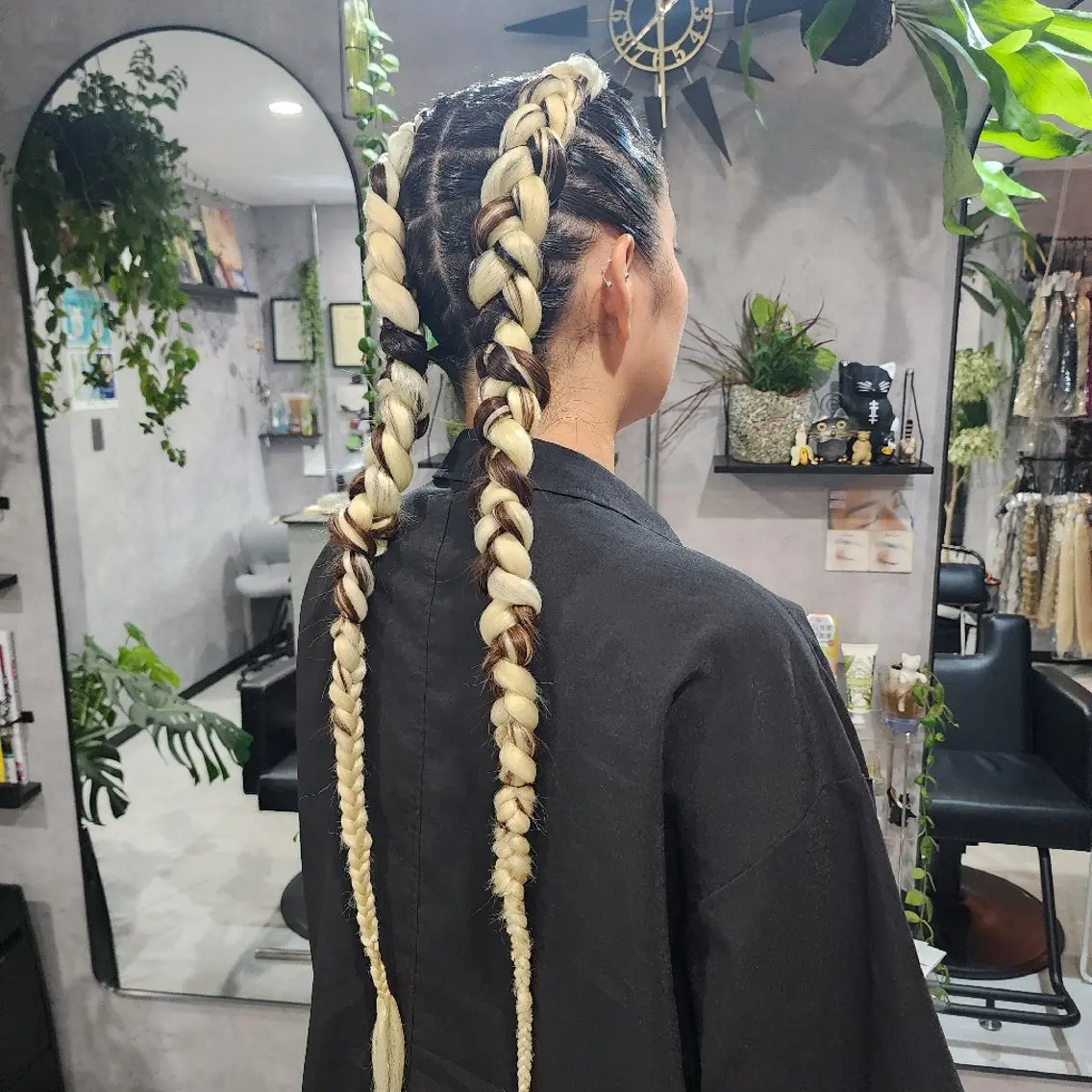 ヘアアレンジ 成人式 卒業式のヘアスタイル ESTELA... OHARA のヘアスタイル