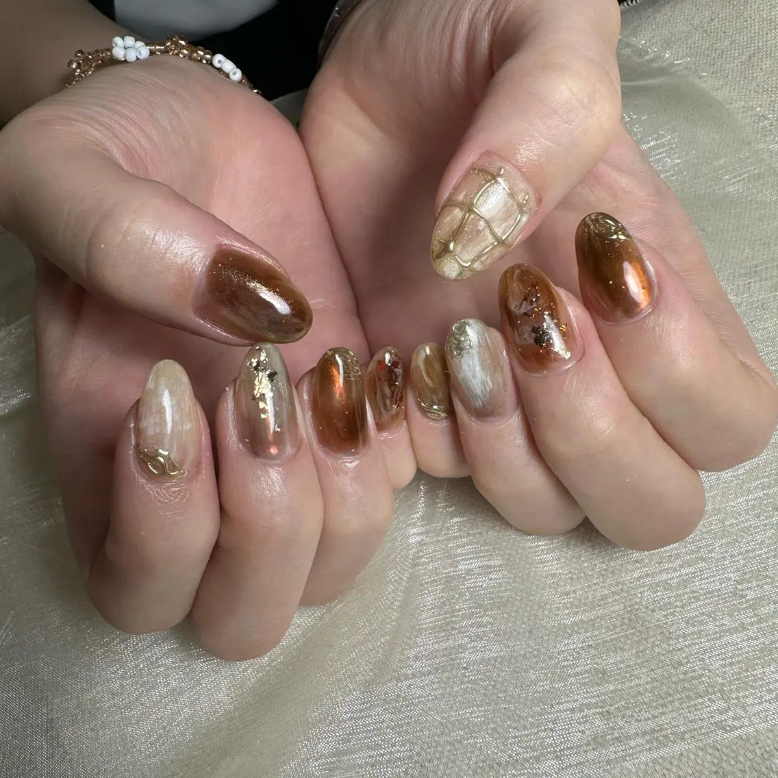 ネイル ハンドネイル 里見 麗のネイルデザイン
