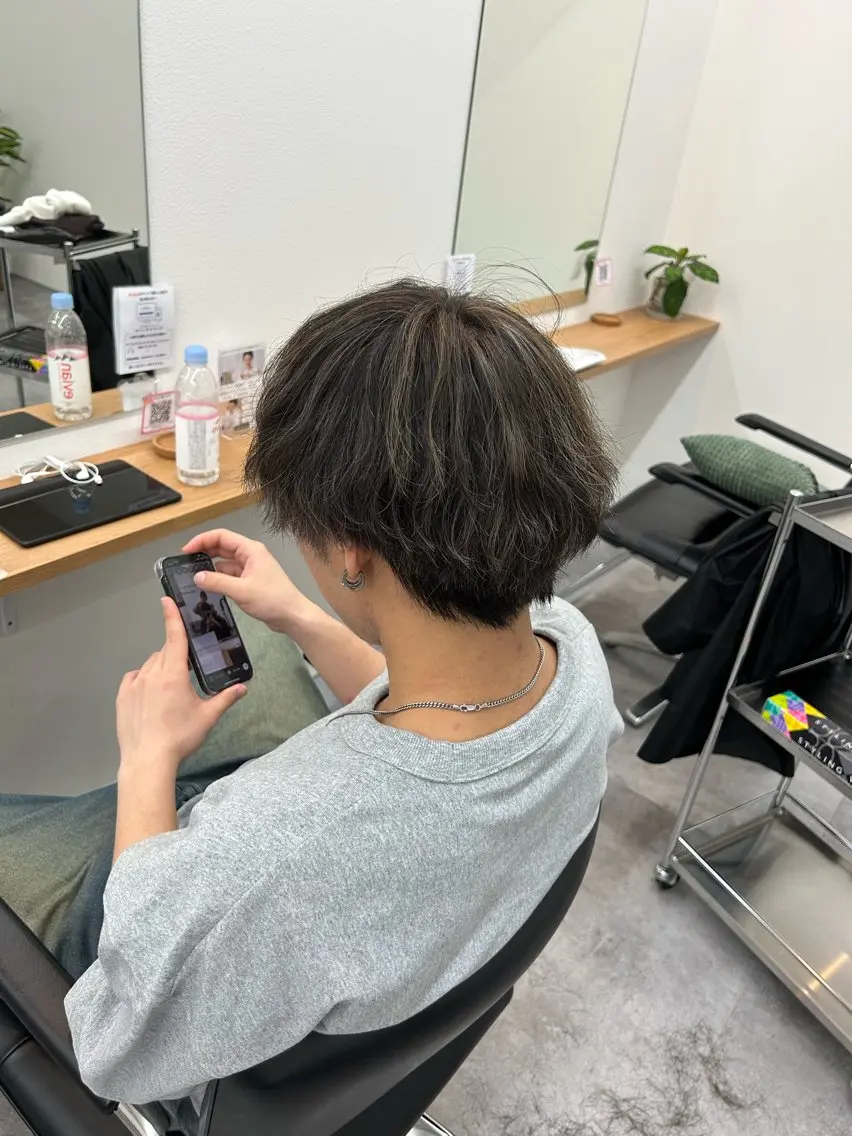 カラー ハイライトカラー ヘアカラー 齋藤 真帆のヘアスタイル