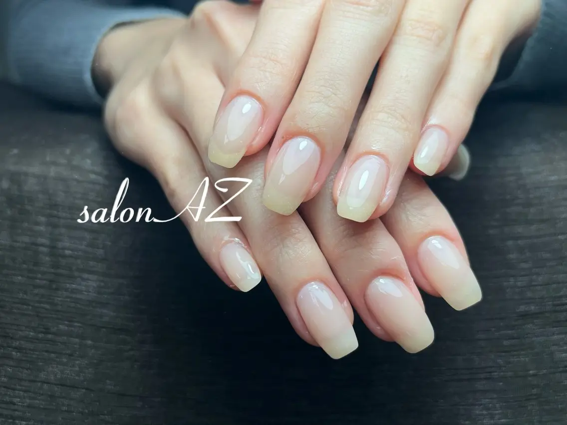 ネイル アートネイル 長さ出し フットネイル フレンチネイル ジェルネイル ハンドネイル salon AZのネイルデザイン