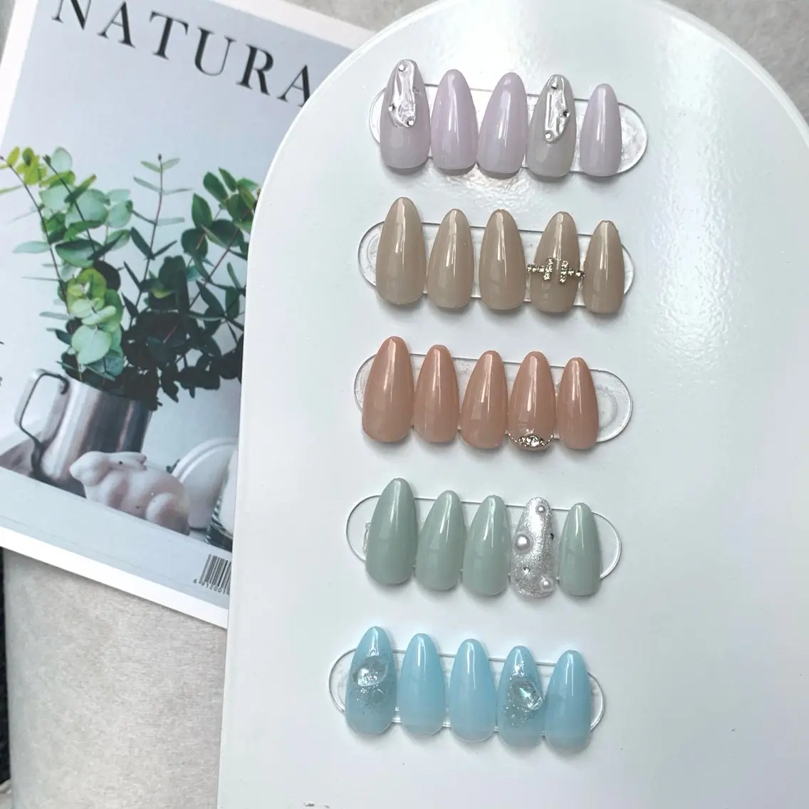 ネイル ハンドネイル M2 BEAUTY アスカのネイルデザイン