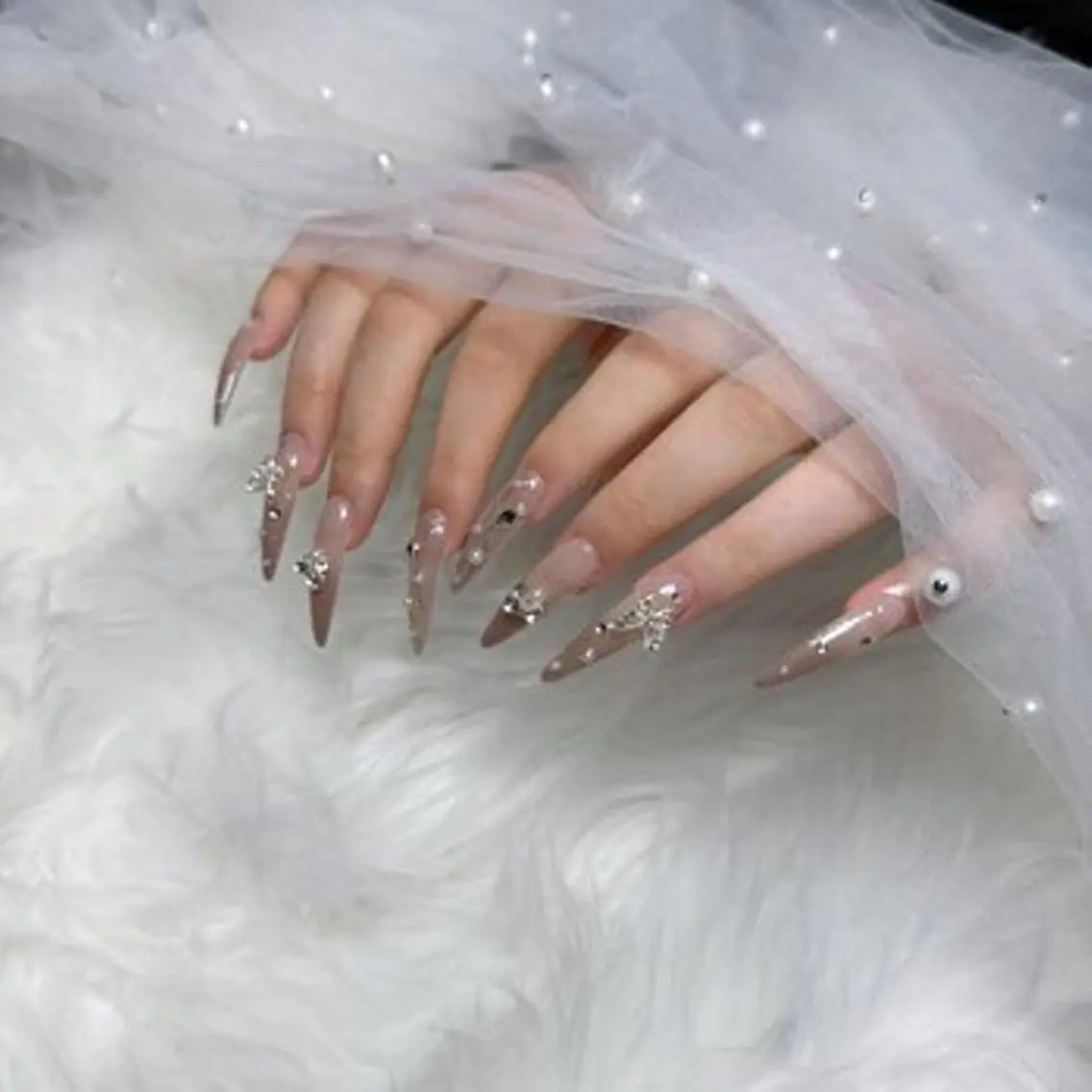 ネイル PEEKABOO NAIL 梅田のネイルデザイン