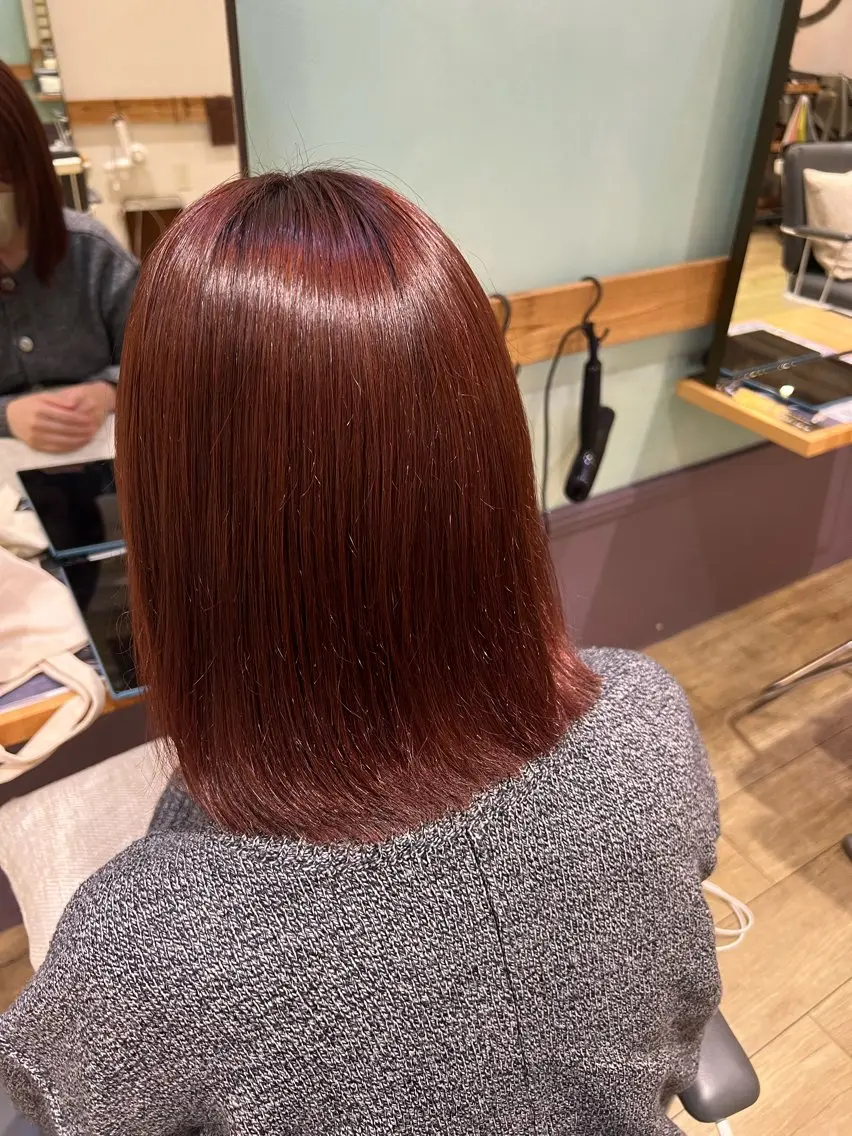 ミディアム カラー ブラウンカラー ピンクカラー ピンクブラウン ヘアカラー ミディアムレイヤー/ 艶カラー🎀 emiのヘアスタイル