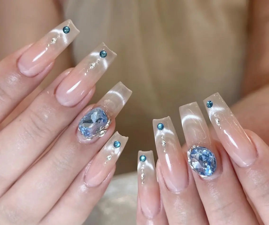 ネイル ハンドネイル 🎀 NaNa_nailのネイルデザイン