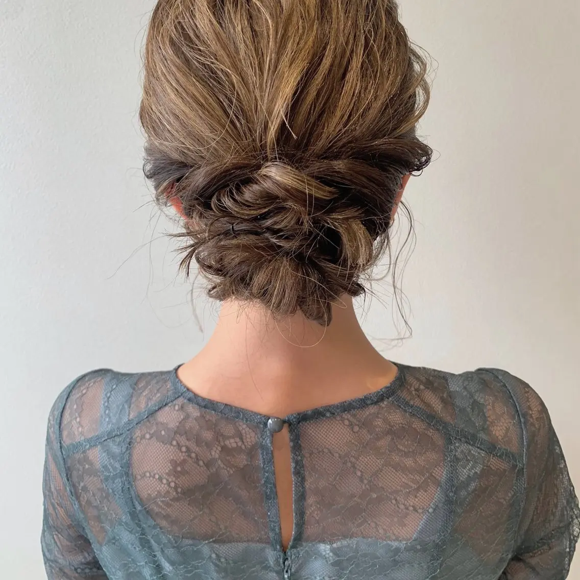 セミロング ヘアアレンジ 久保田 茜のヘアスタイル