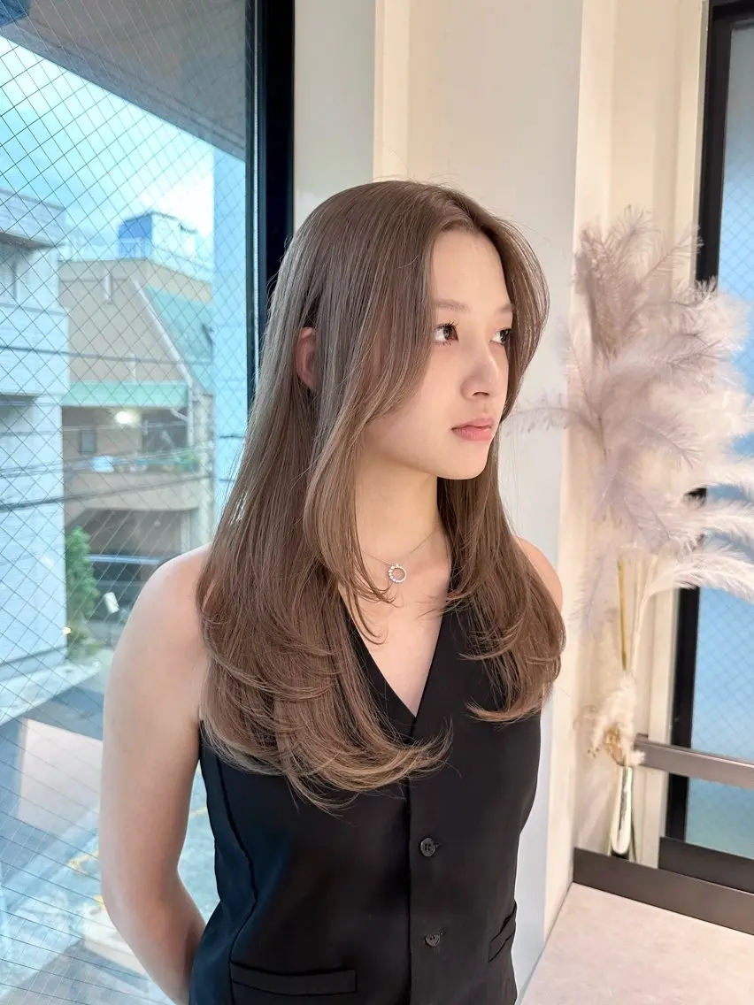 ロング ヘアカラー ミルクティー/韓国ヘ アHaruka🎀のヘアスタイル