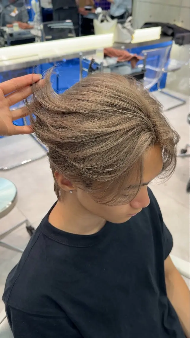 ショート カラー メンズ カット ヘアカラー トリートメント メンズブリーチ カラーhirokoのヘアスタイル