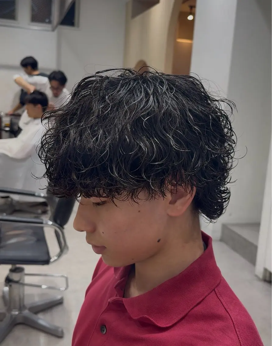 ミディアム パーマ メンズ fifth 菅崎愛斗のヘアスタイル