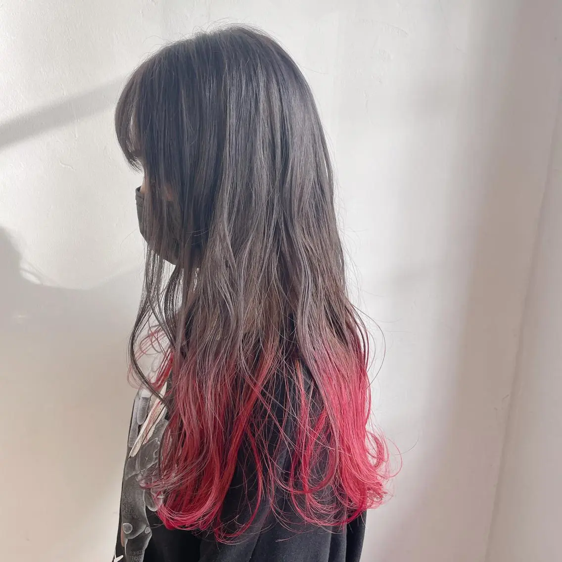 ロング カラー バレイヤージュ ブリーチ ケアブリーチ ダークグレー ダブルカラー ヘアカラー トリートメント ブリーチの神 KYONのその他イメージ