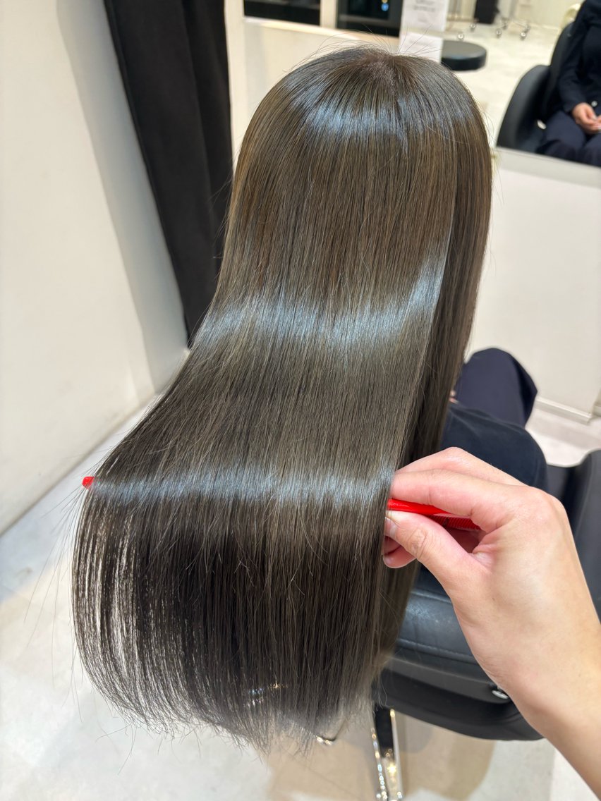 ロング カラー Emuest 北谷 瑠仁のヘアスタイル