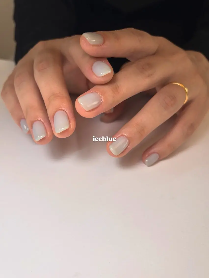 ネイル ブルー ハンドネイル is..nail 🌷sonokoのネイルデザイン
