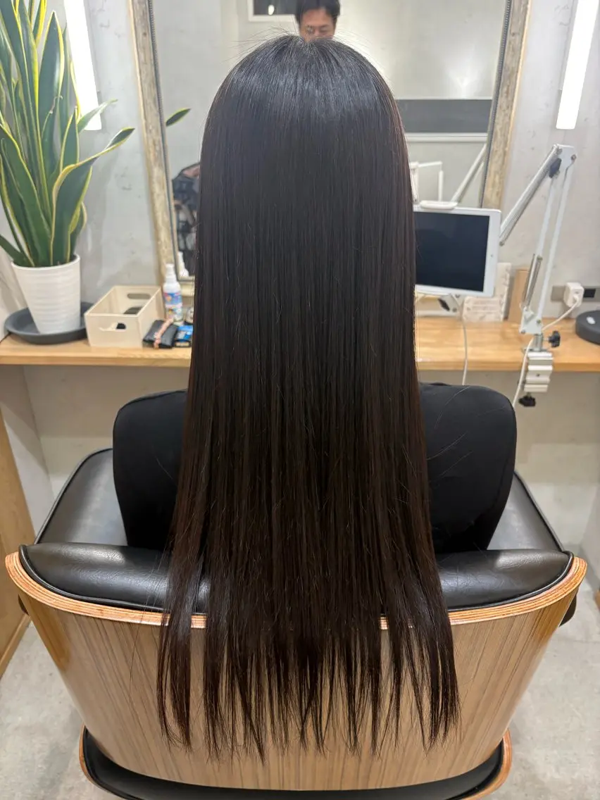 ロング カット 縮毛矯正 白鳥 正孝のヘアスタイル