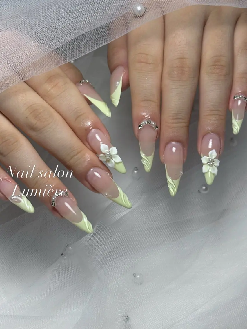 ネイル ハンドネイル Lumière｜ ロング｜ワンホンのネイルデザイン