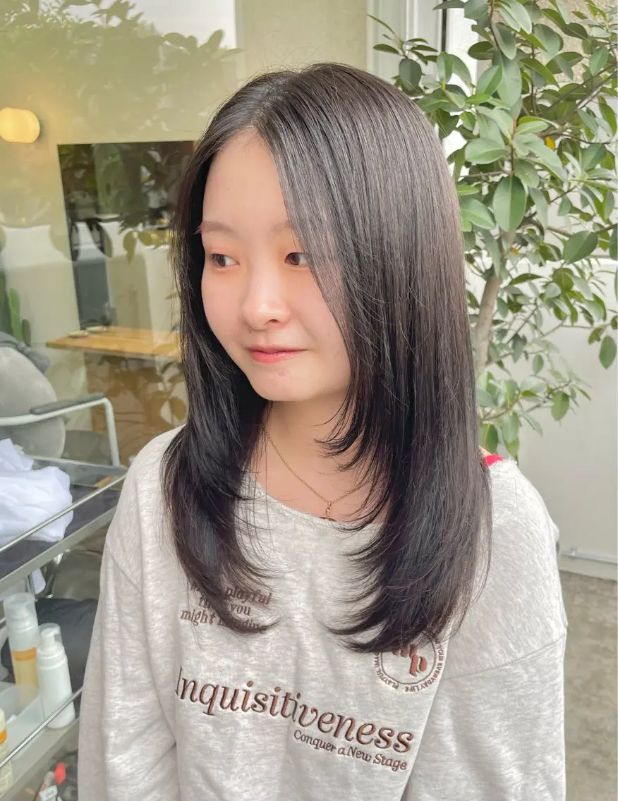 セミロング レイヤーカット yukii しまむら のぞみのヘアスタイル