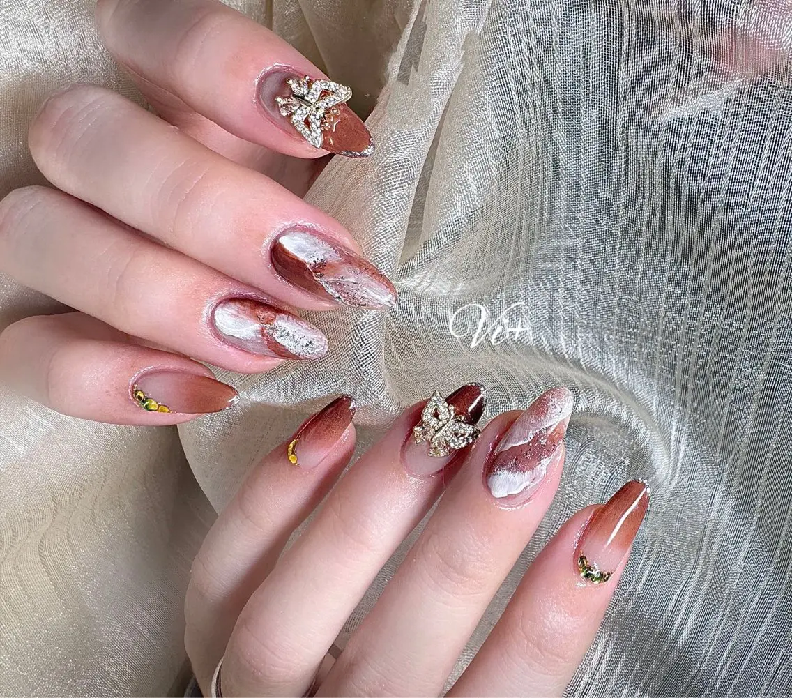 ネイル ハンドネイル ✨Nailsalon Vi+✨のネイルデザイン