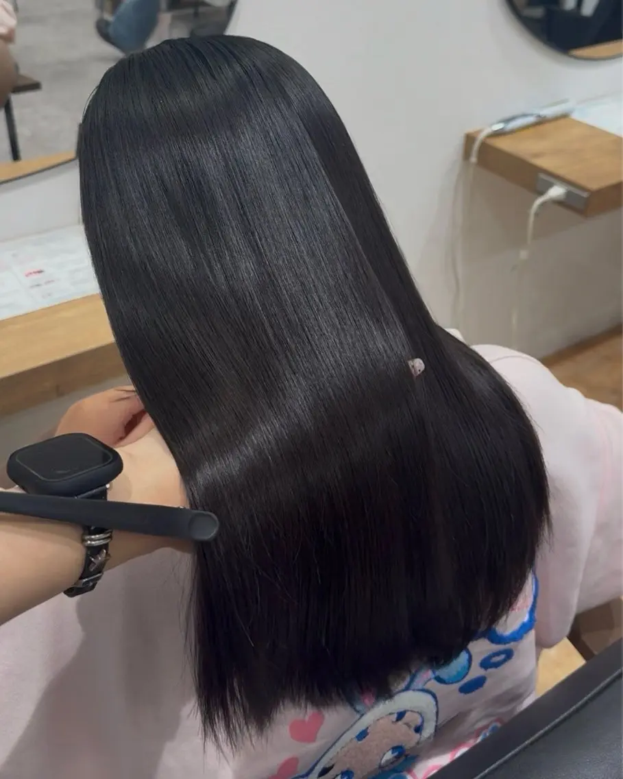 ロング 💎寒色特化💎 透明感カラーみきのヘアスタイル