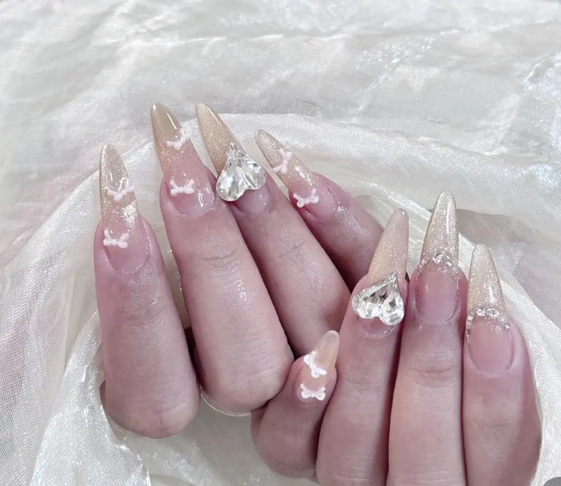 ネイル ハンドネイル ハンドケア 🍑 momo_nailのネイルデザイン